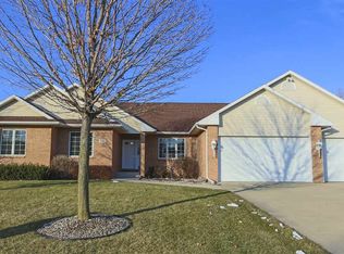 1930 Falcon Rdg, Waterloo, IA 50701