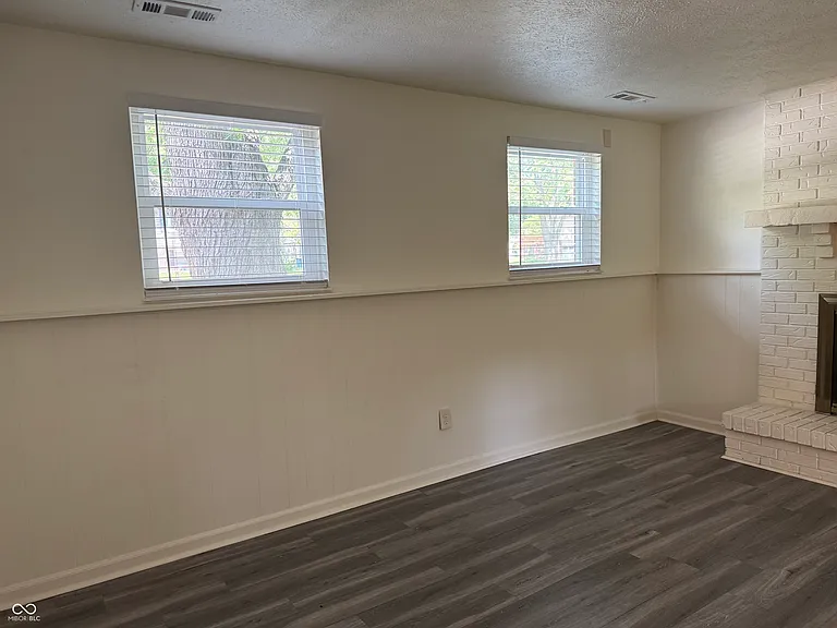 7717 Cambridge Dr — Photo 21