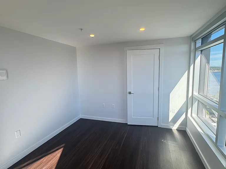 1595 Barrington St — Photo 52
