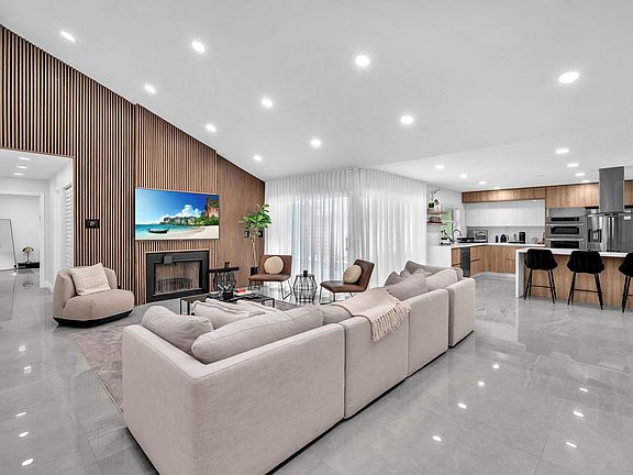 3rd image of 136 Greens Road