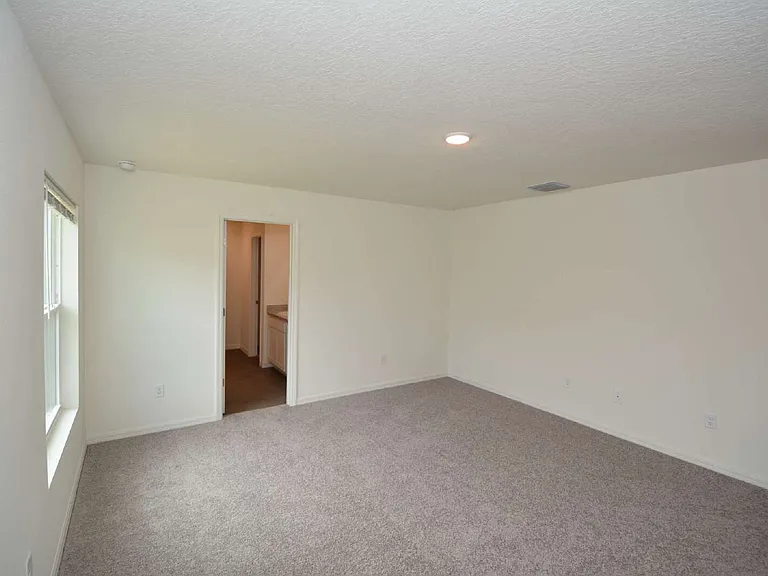11 Roxland Ln — Photo 20