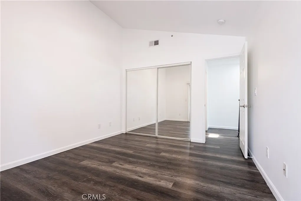 3 bed, 1187 sqft, $4,595 — Photo 4