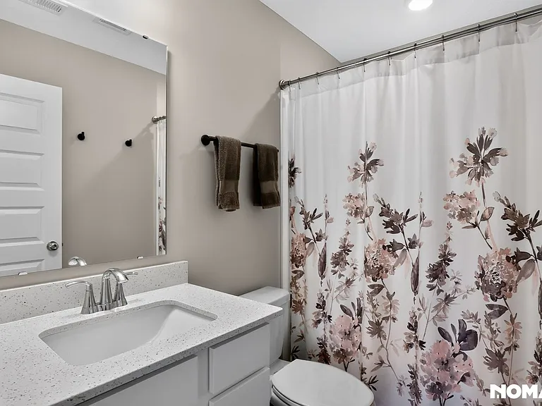 9540 Park Meridian Dr — Photo 16