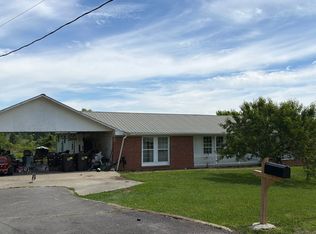 135 Gizzard Point Rd, Scottsboro, AL 35768