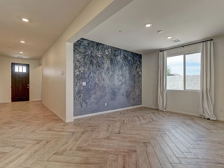 6390 Montrose Park Ct — Photo 33