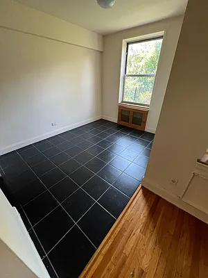 Rented by Compass | media 12