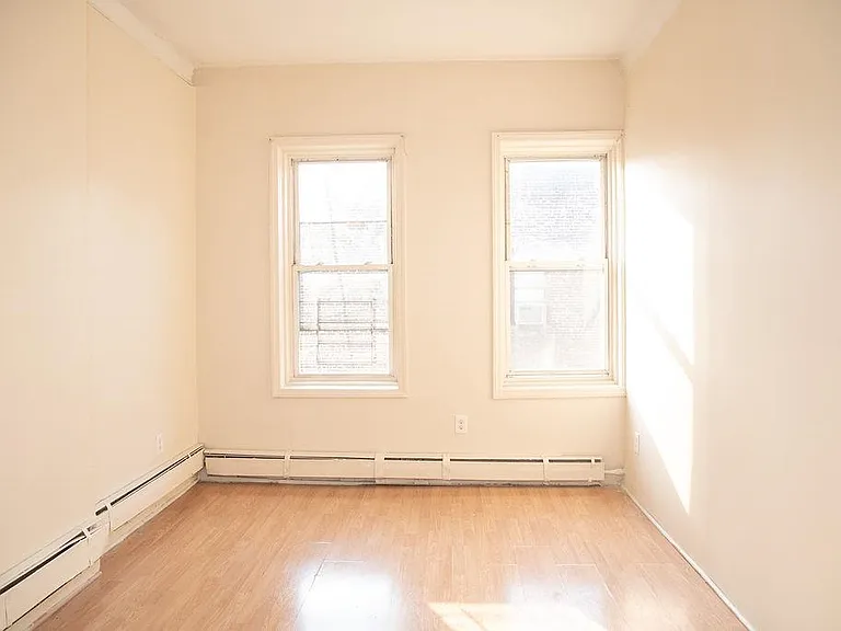 637 Ocean Ave #1 — Photo 9
