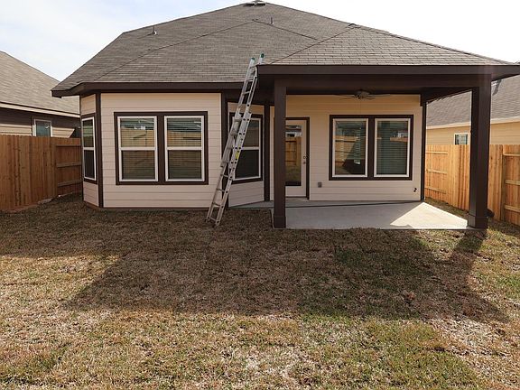 7th image of this home