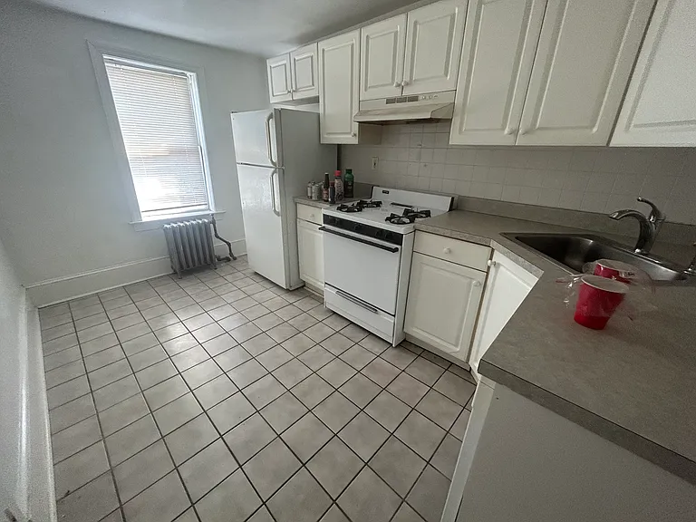 4133 Ridge Ave #4 — Photo 3