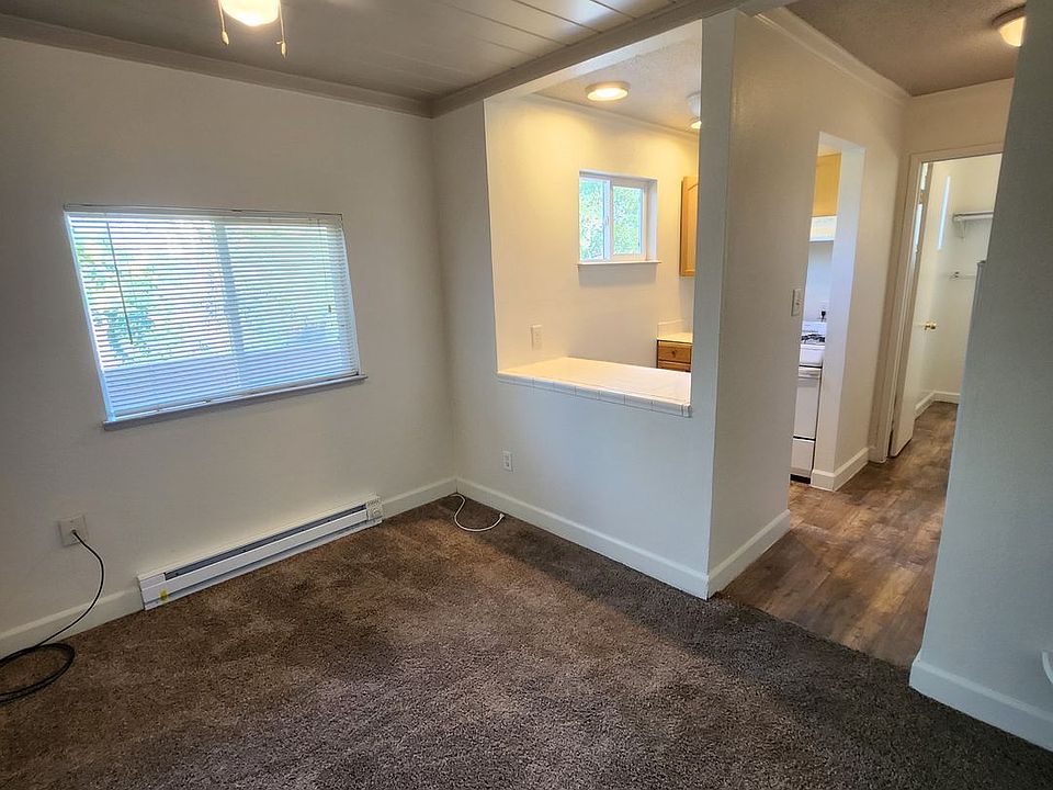 1st image of 810 Mill St APT 14