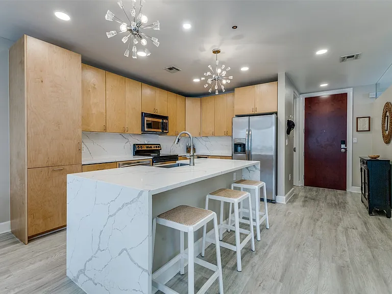 1505 Elm St #1101 — Photo 12