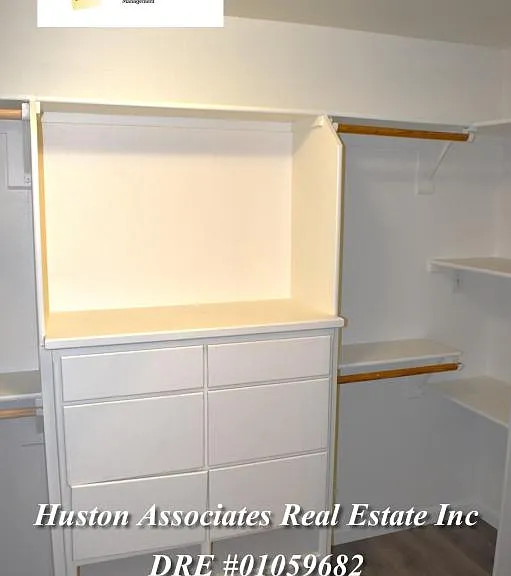 3936 Dennis Ave — Photo 17