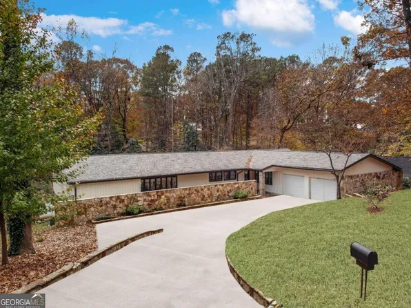 1351 Paces Forest Dr NW, Atlanta, GA 30327