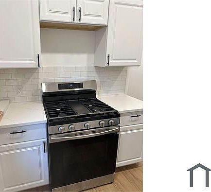 2nd image of 2626 N Jessup St