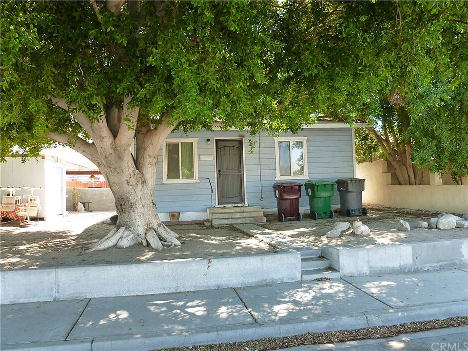 1st image of 663 Vine Ave
