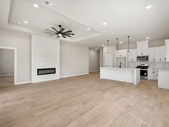 2nd image of 3617 Emhouse Rd