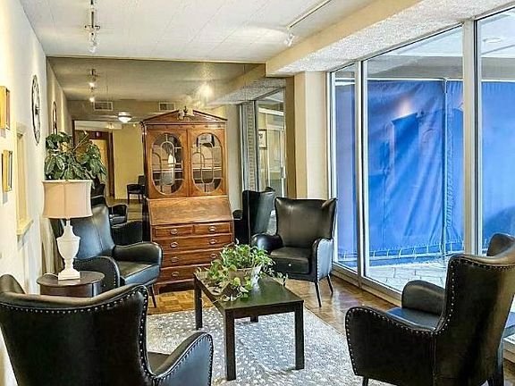 5th image of 11850 Edgewater Dr APT 822