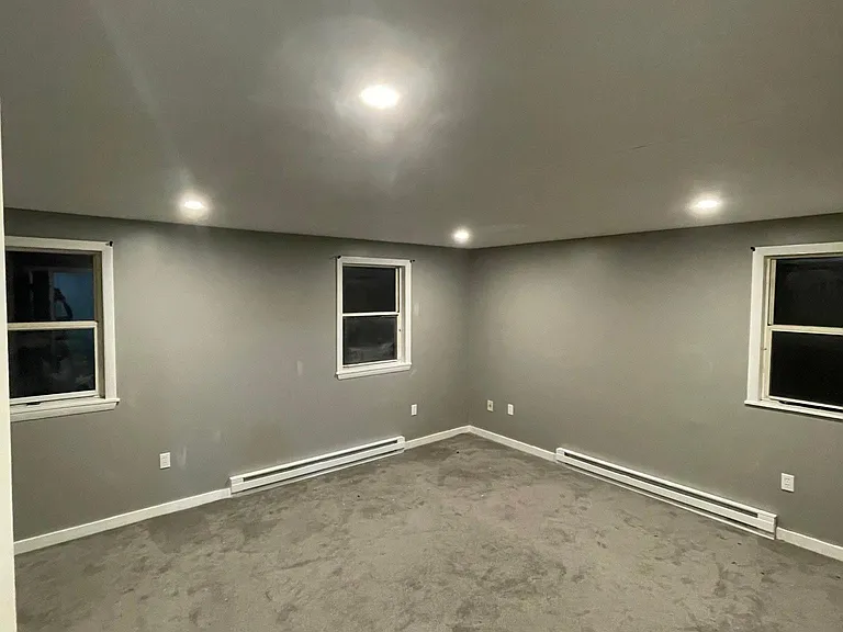 631 Charlton St — Photo 10