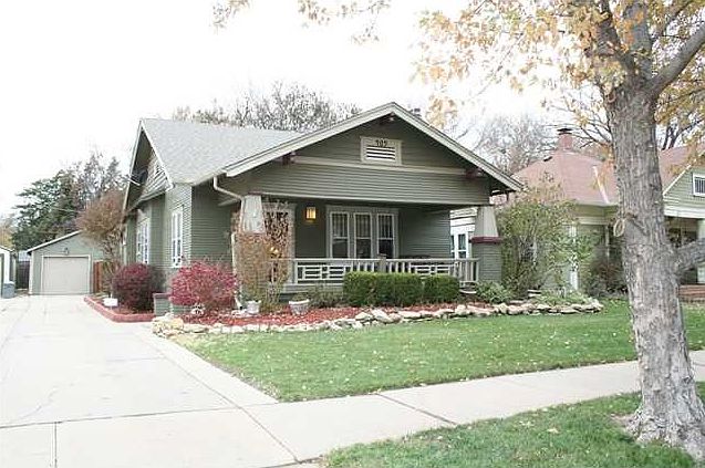 1st image of 409 N Bluff Ave