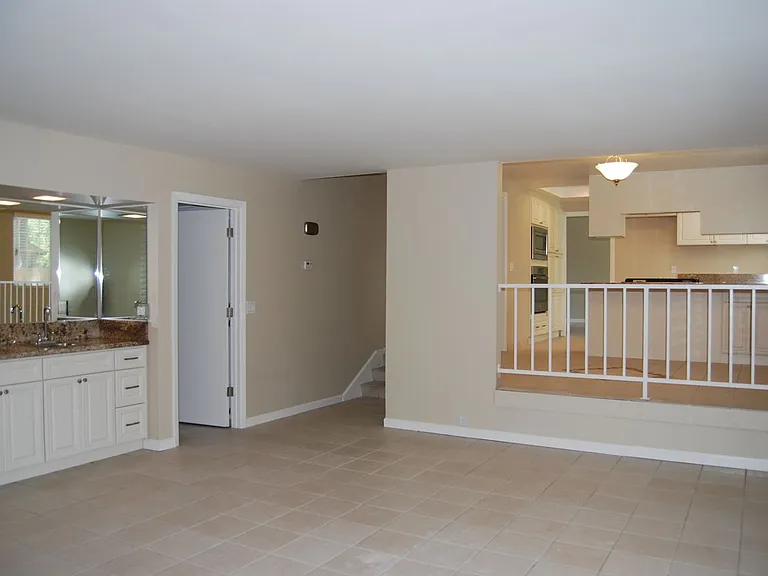 4935 Golden Springs Dr — Photo 6