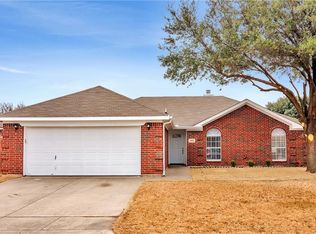 8054 Berkshire Dr, Fort Worth, TX 76137