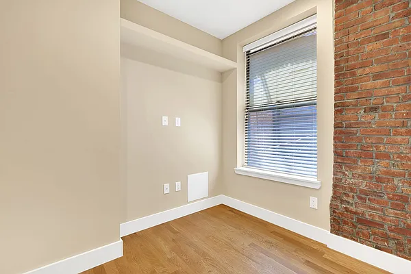 Rented by Cooper & Cooper Real Estate | media 11