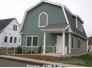 28 Beach Shore Dr, Milford, CT 06460