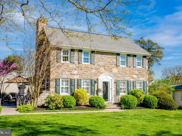 100 Cedarbrook Rd, Ardmore, PA 19003