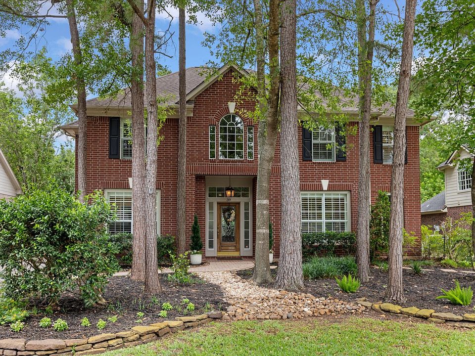 1st image of 39 N Greenvine Cir