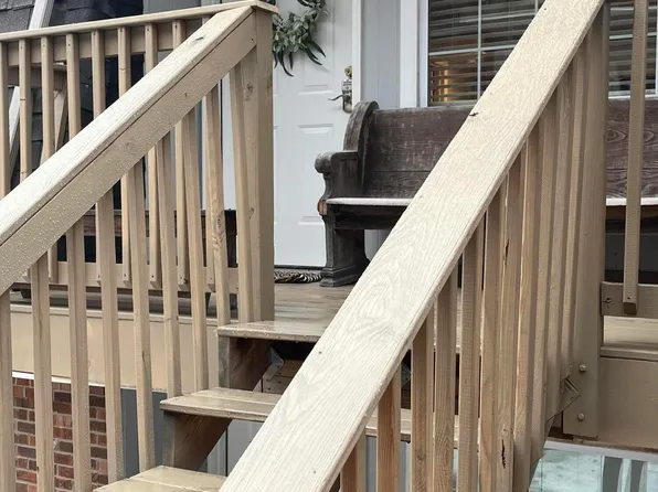 333 E 4th St APT B12, Frankfort, KY 40601