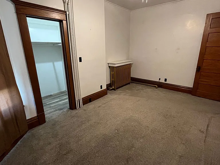 611 W 1st St — Photo 18
