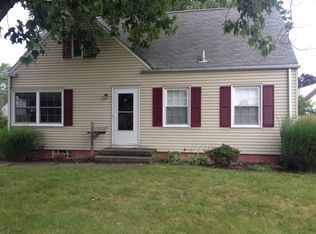 821 Monroe Ave, Cuyahoga Falls, OH