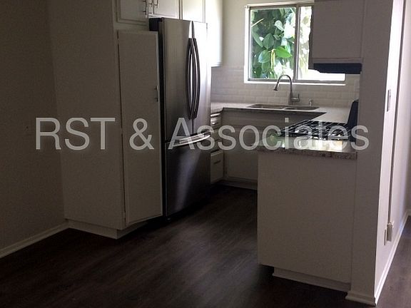 5th image of 1253 Federal Ave APT 7