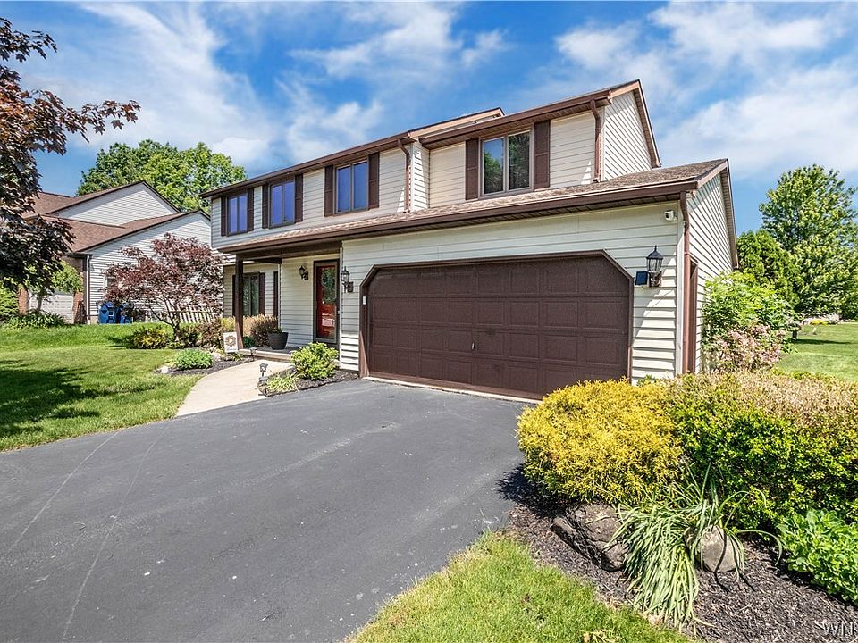 1st image of 402 Glen Oak Dr