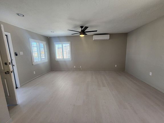 4th image of 74011 Casita Dr