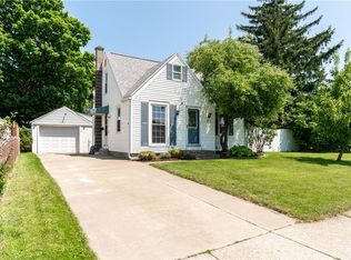 610 Huth Rd, Cheektowaga, NY 14225