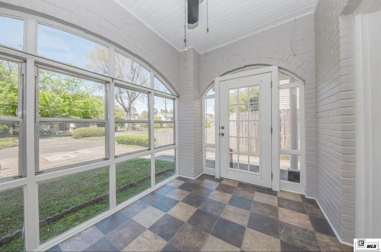 414 Speed Ave — Photo 1