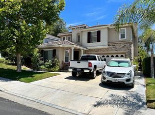 28646 Silverking Trl, Saugus, CA 91390