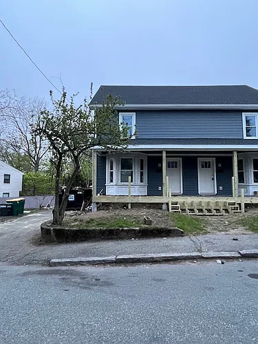 19-21 Davis St #2 Photo 1