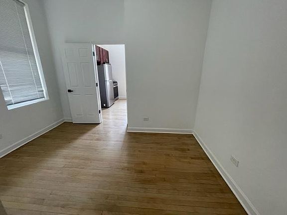4th image of 2823 N Central Park Ave APT 1R