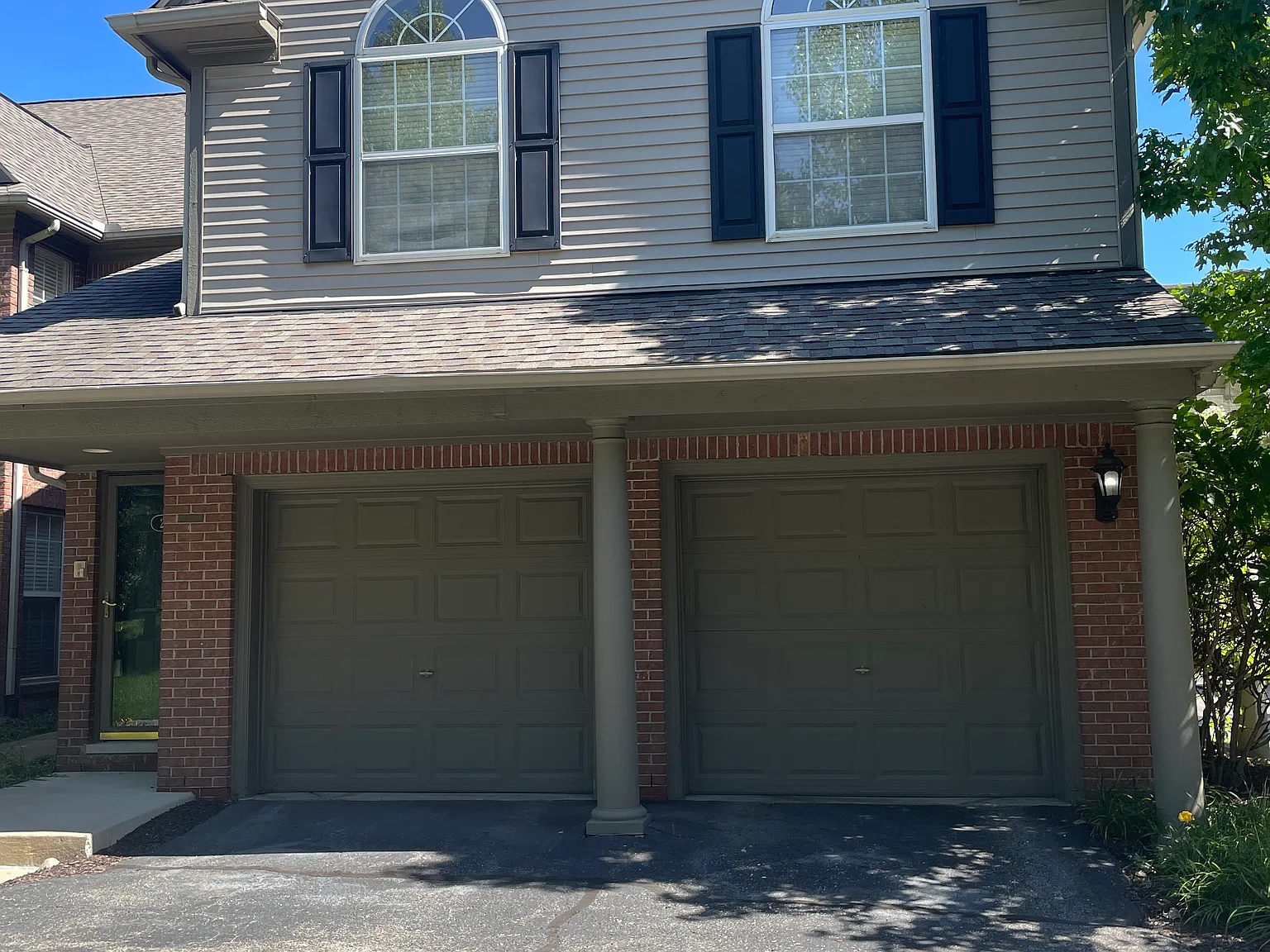 2 bed, 1580 sqft, $2,300 — Photo 1