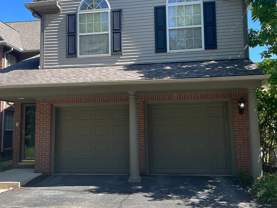 28167 Carlton Way Dr
