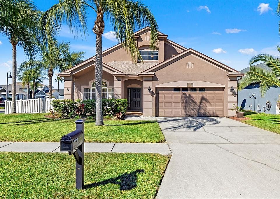 1st image of 17343 Lawn Orchid Loop