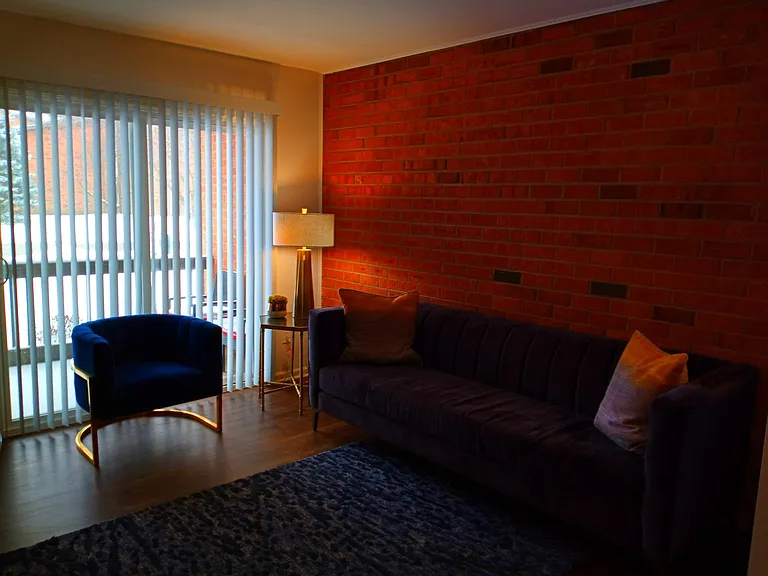 Darlington Court Apartments — Photo 20