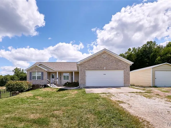 17404 Barry Gln, Warrenton, MO 63383