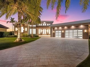 103 Montrose Dr, Fort Myers, FL 33919