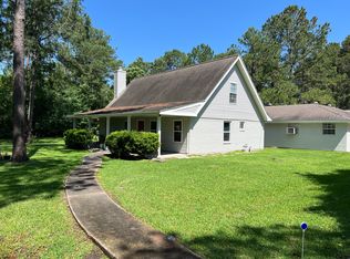 323 E South St, Alvin, TX 77511