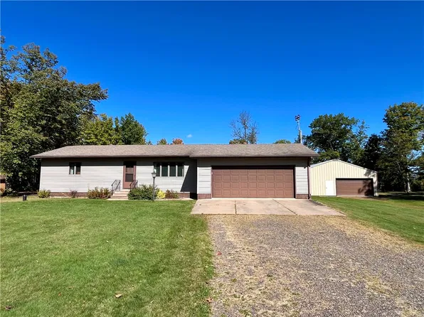 777 Big Round Avenue, Luck, WI 54853