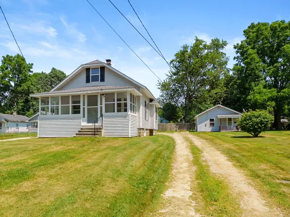 132 Gilkison Ave, Kalamazoo, MI 49006