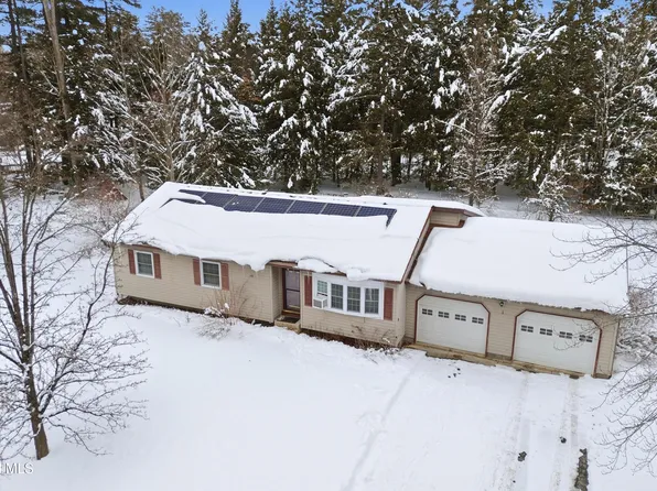 17 Echo Lane, Warrensburg, NY 12885